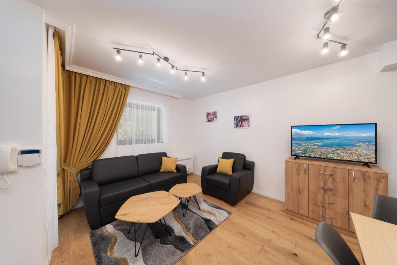Varna Smart Home Apartments Buitenkant foto